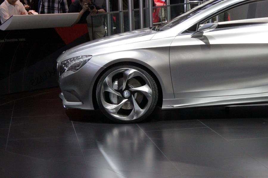  Mercedes-Benz A-Class Concept 2011 года  (фото 7 из 129)